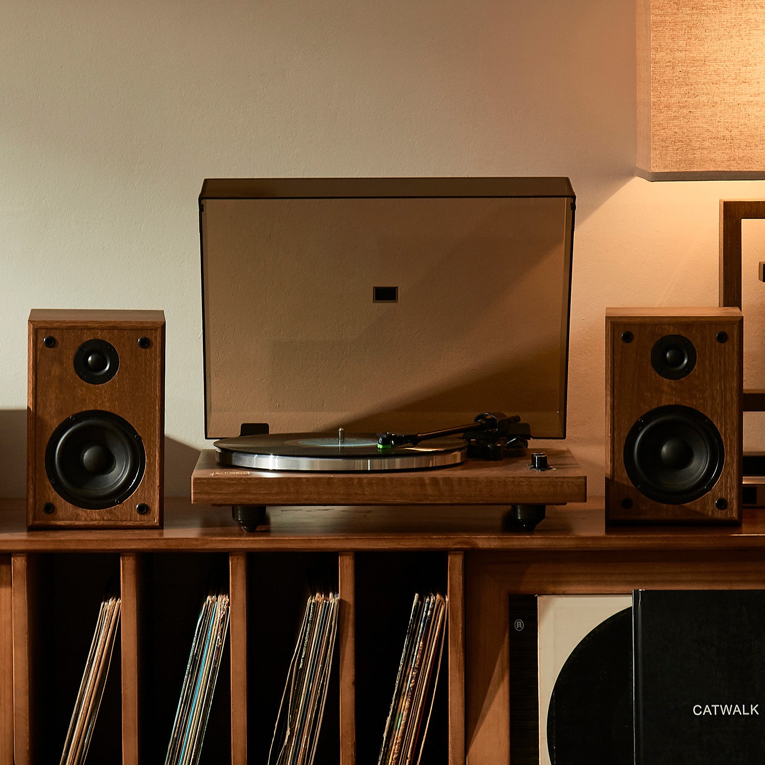 Cassini Premier Turntable